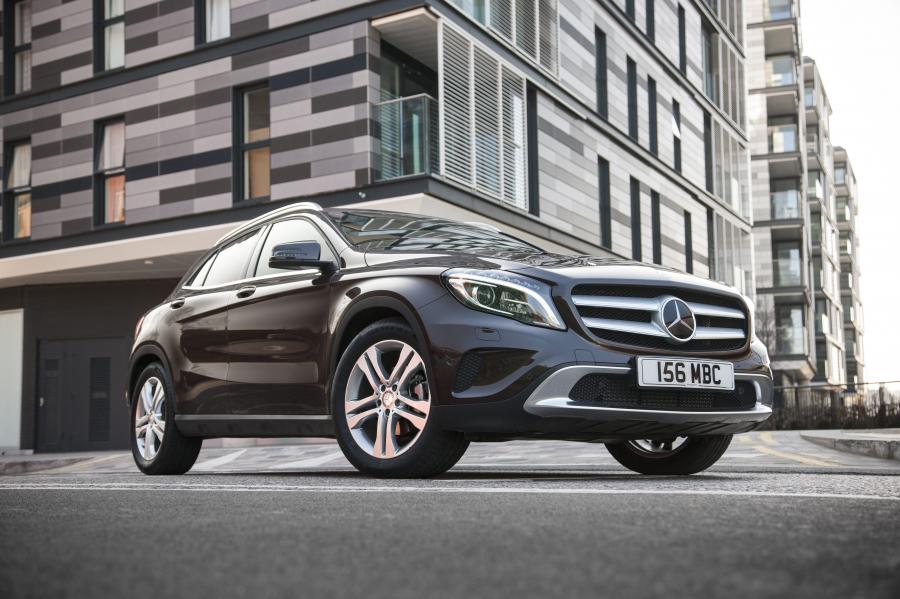  Mercedes-Benz GLA200 CDI 2014 года  (UK) (фото 15 из 46)